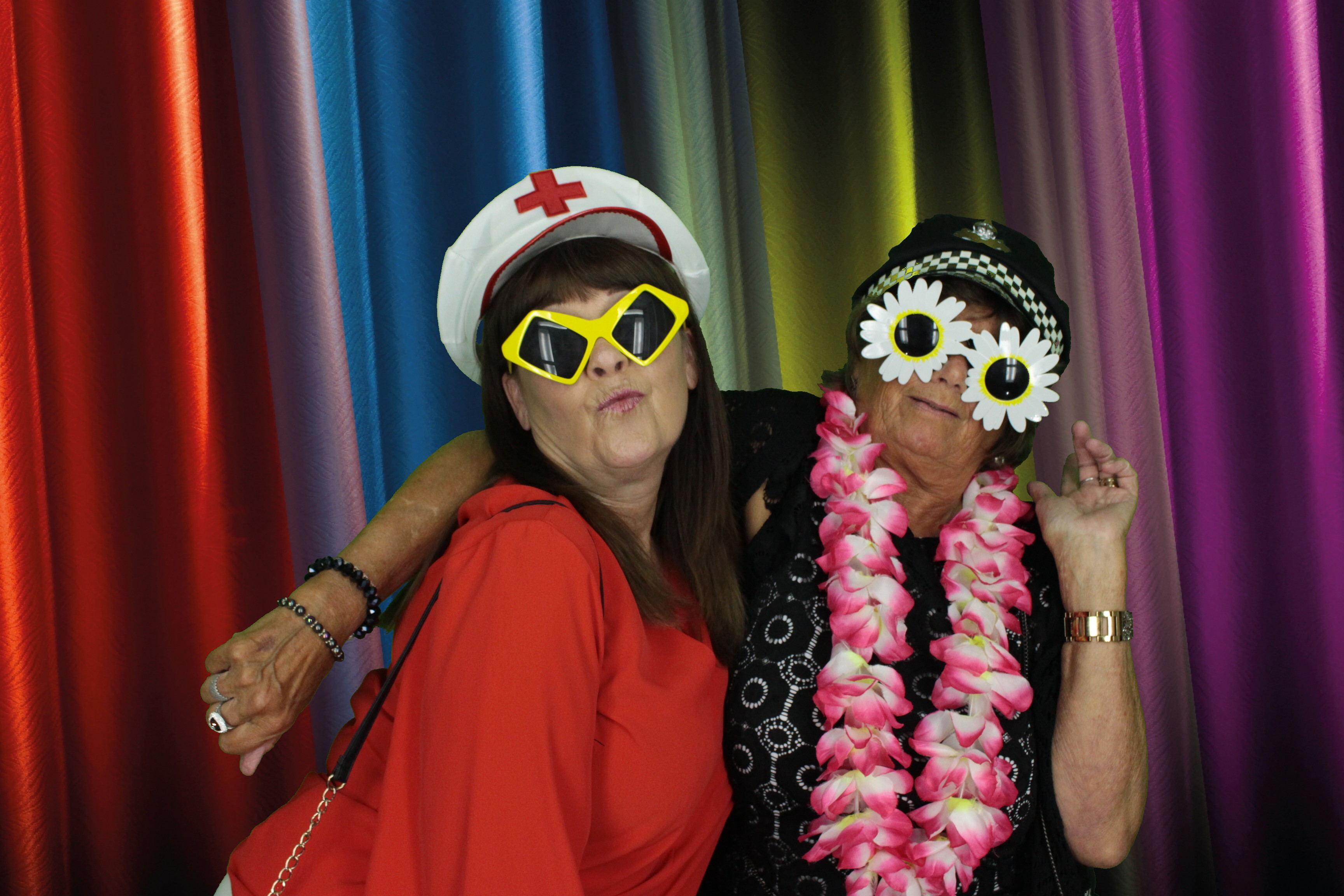 Rachel's 50th Birthday | View more photos from the event at gallery.myphotoboothexperience.co.uk/u/MyPhotoBoothExperienceLtd/Rachels-50th-Birthday